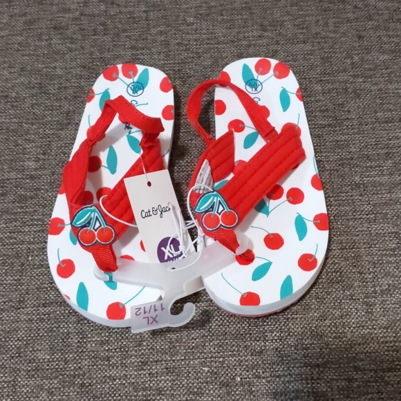 Cat & Jack Shoes Cat And Jack Flip Flops 112 Nwt Poshmark